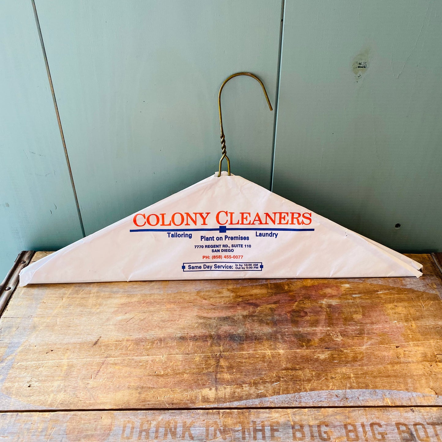 【USA vintage】hanger ハンガー COLONY CLEANERS