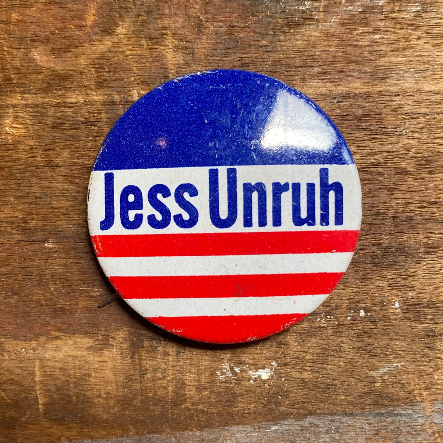 【USA vintage】缶バッジ Jess Unruh