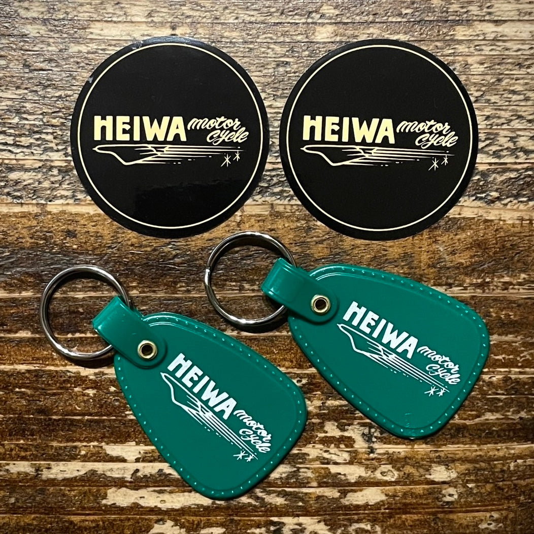 平和なステッカー×2 & 平和なキーホルダー×2 ／ Heiwa sticker ×2 & Heiwa key ring ×2