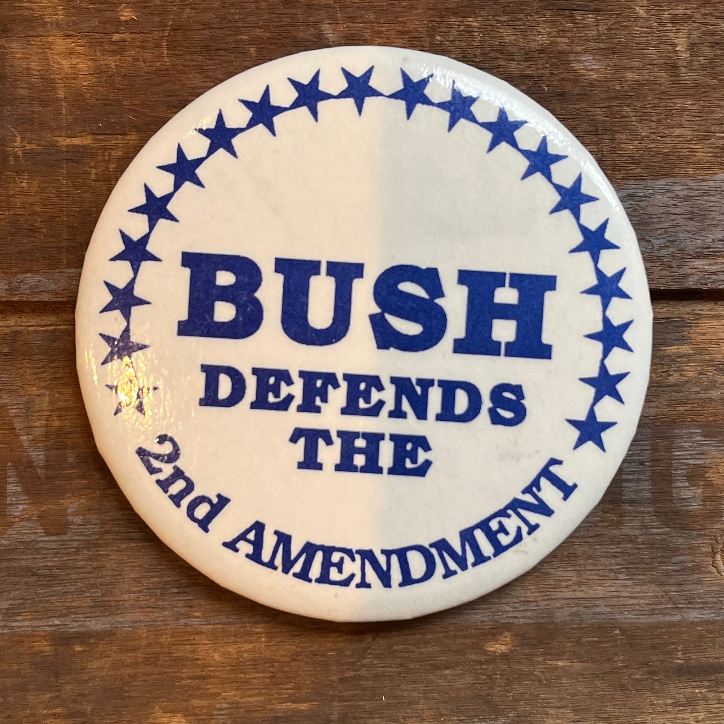 【USA vintage】缶バッジ　BUSH DEFENDS THE 2nd AMENDMENT