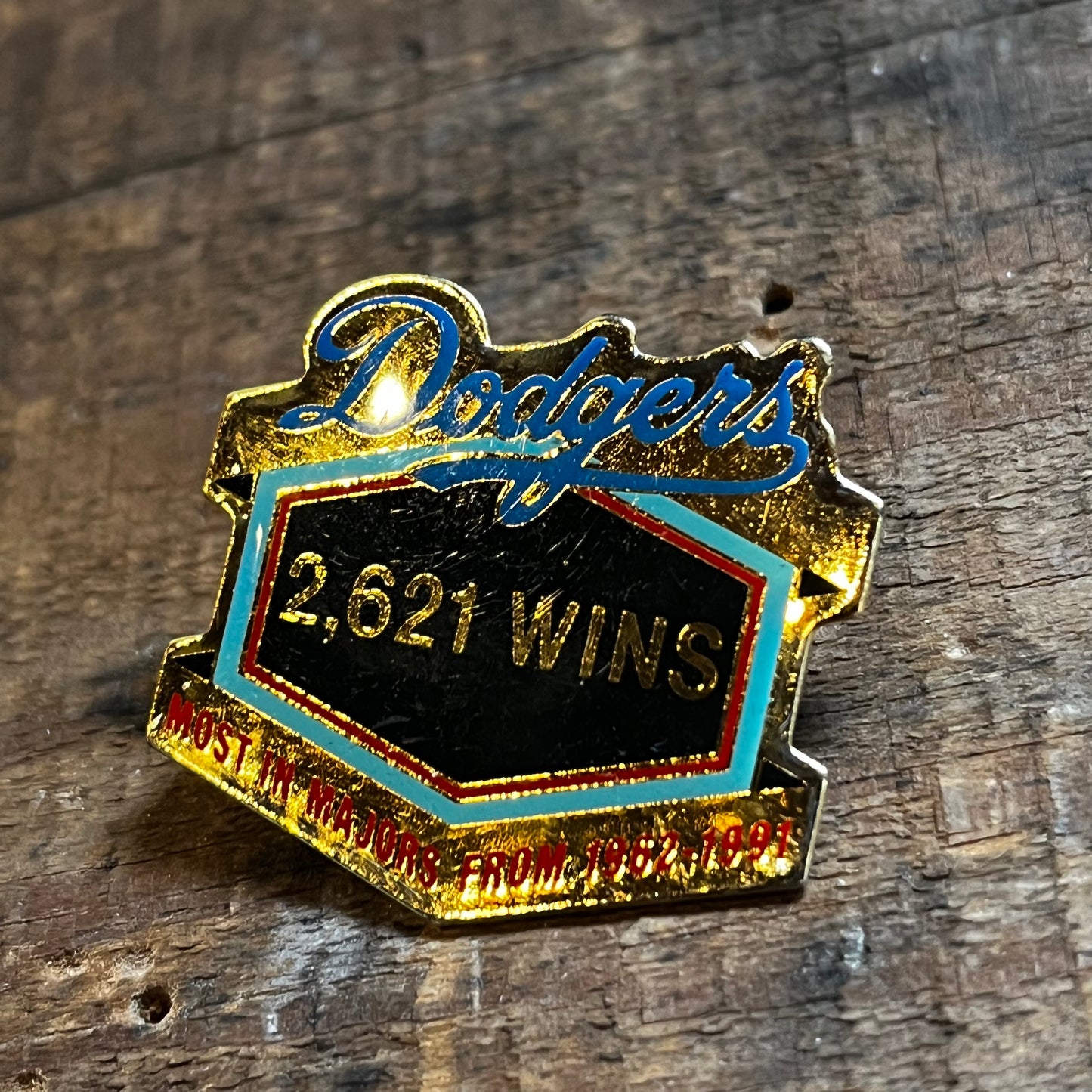 【USA vintage】Dodgers 2,621 wins 記念ピンバッジ