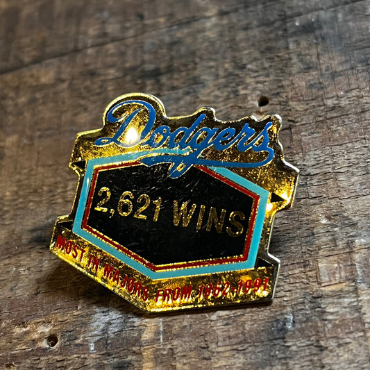 【USA vintage】Dodgers 2,621 wins 記念ピンバッジ