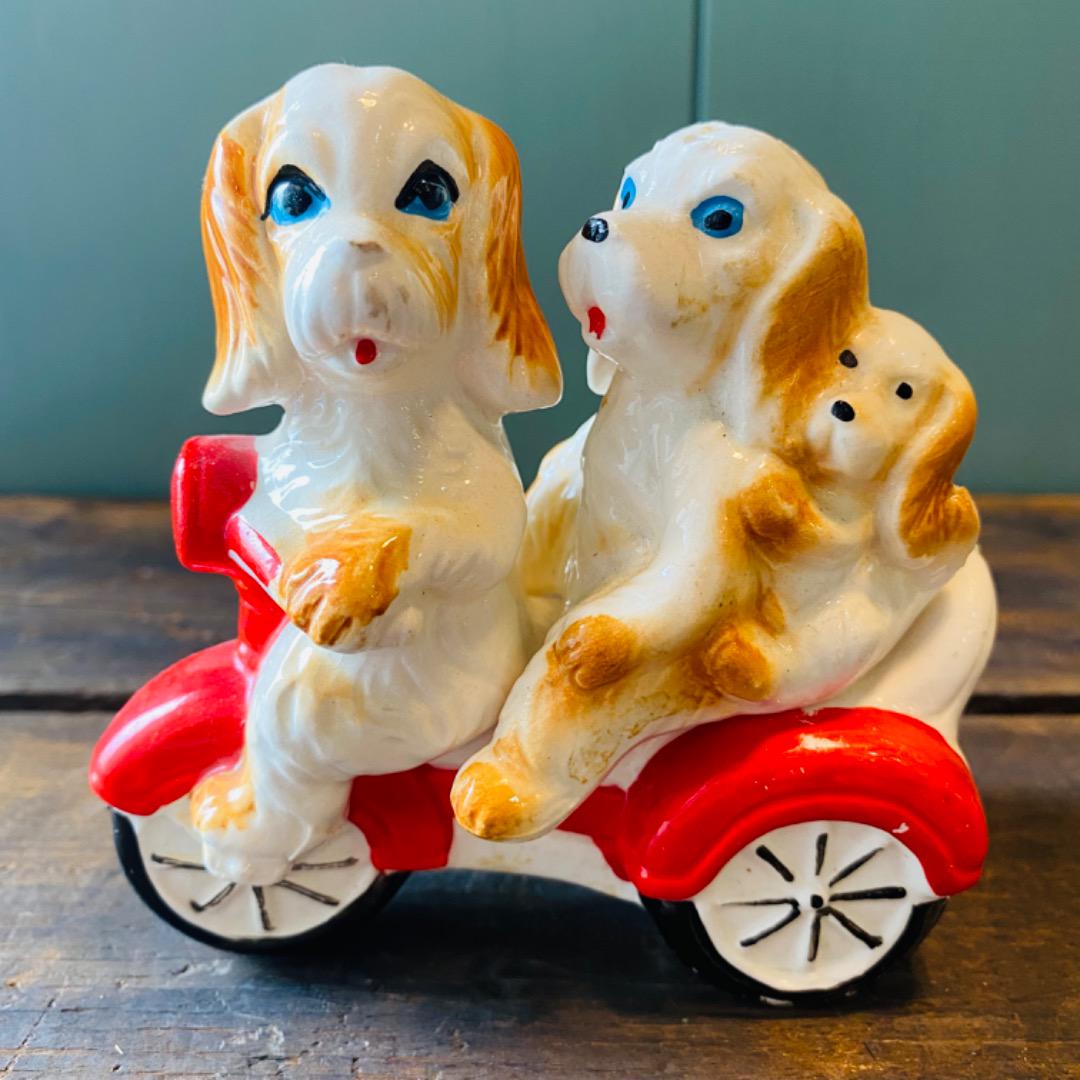 【vintage】犬とバイク ソルト&ペッパー 日本製 レトロ 陶器 置物