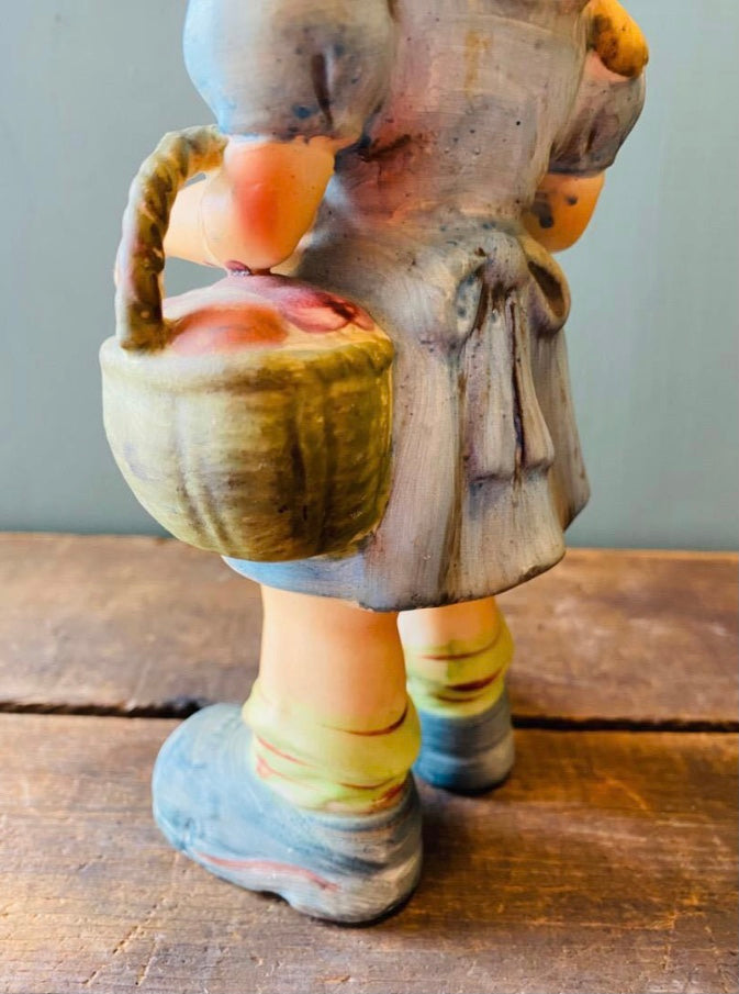 【vintage】少女と林檎　陶器　置物　USA