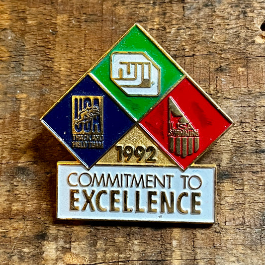 【USA vintage】1992 Commitment To Excellence  ピンバッジ