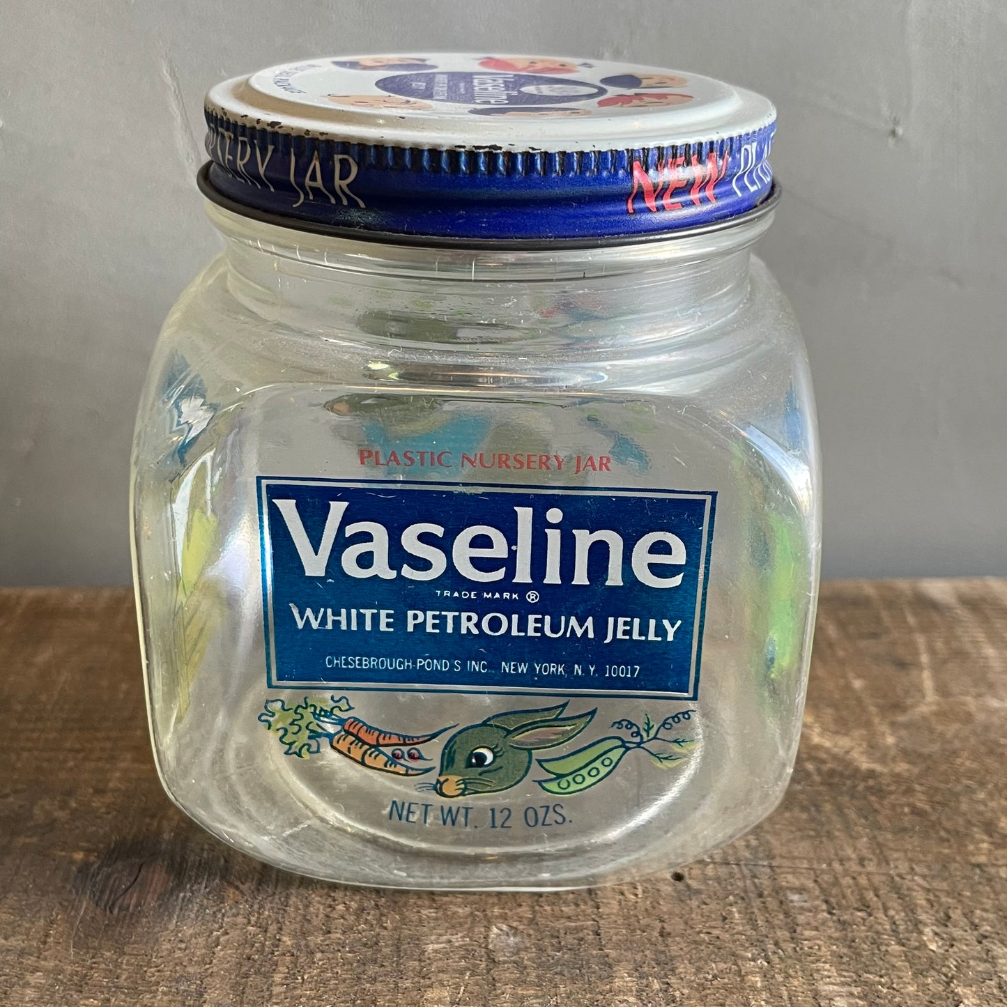【USA vintage】1967’s Vaseline プラスチックジャー　