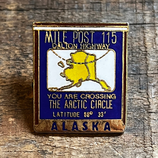 【USA vintage】MILE POST 115 DALTON HIGHWAY ALASKA ピンバッジ