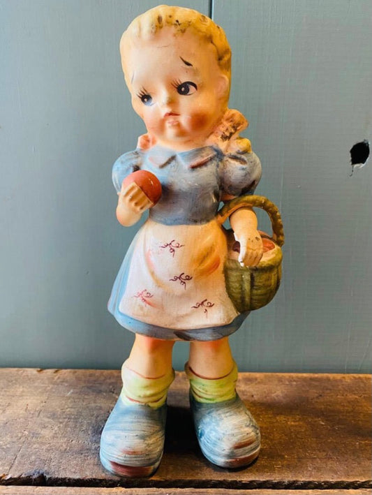【vintage】少女と林檎 陶器 置物 USA